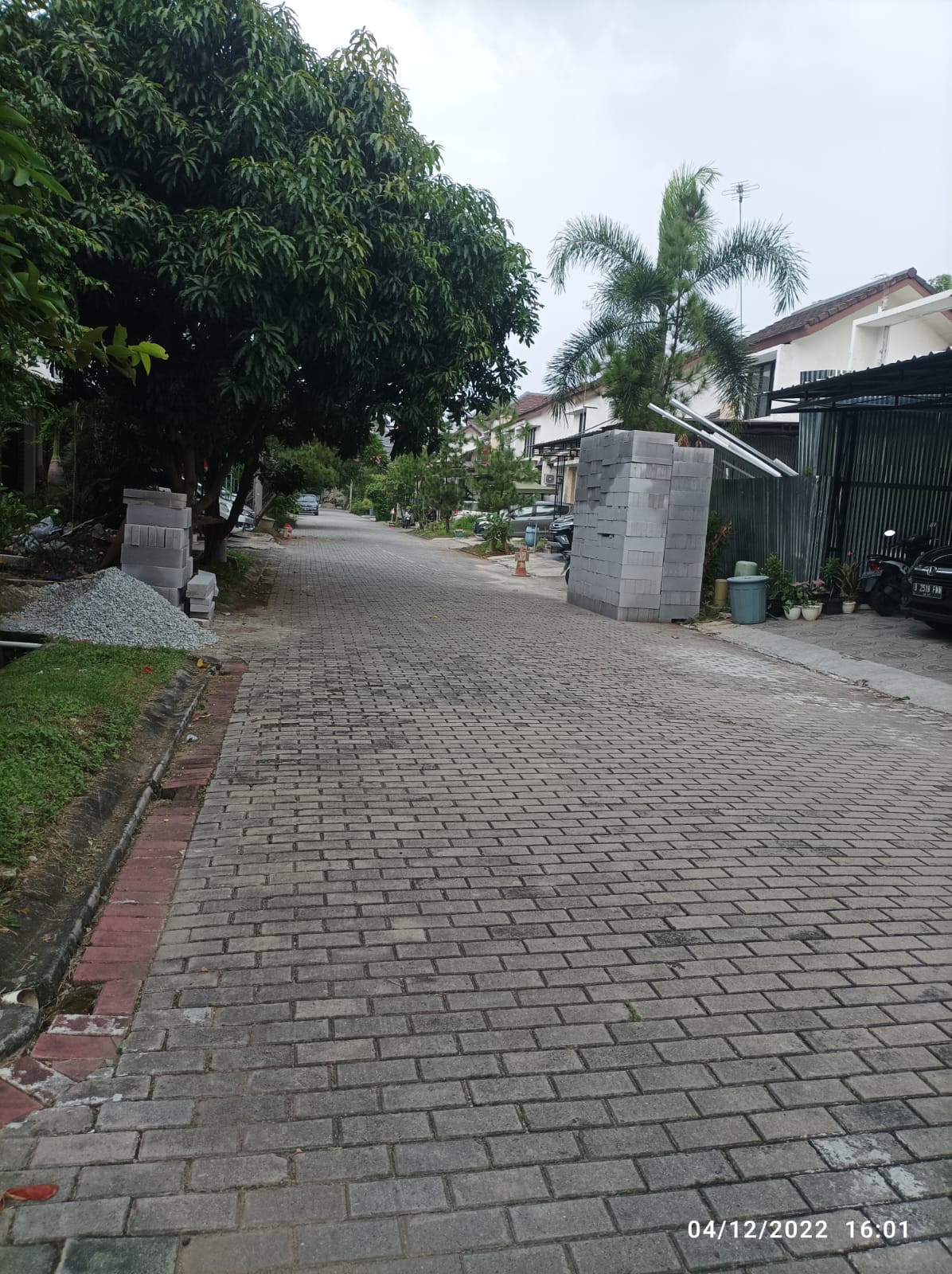 Rumah Dijual di Cluster Simprug Garden Jababeka Cikarang